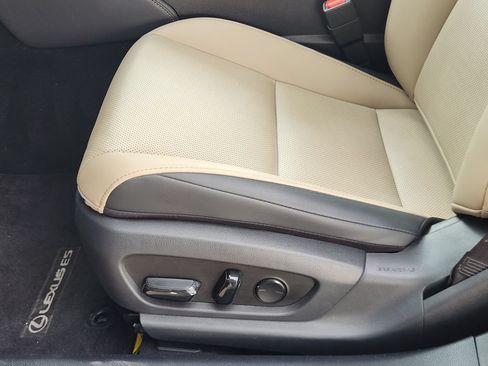 Used 2020 Lexus ES 350 w/ Premium Package FWD image 24