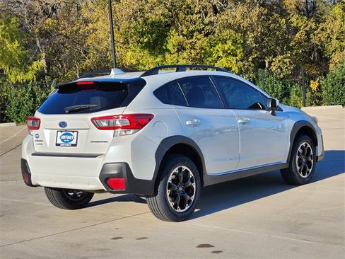 Used 2021 Subaru Crosstrek 2.0i Premium w/ Moonroof Package image 7