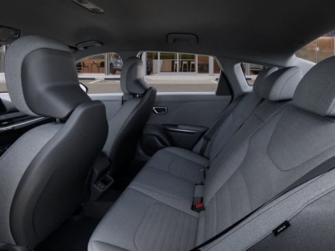 New 2025 Kia K4 EX FWD image 18