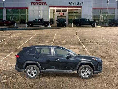 Used 2024 Toyota RAV4 XLE w/ Convenience Package AWD/4WD image 8
