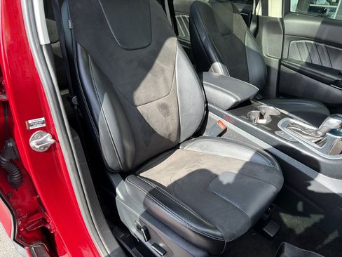 Used 2016 Ford Edge Sport w/ Equipment Group 401A AWD/4WD image 9
