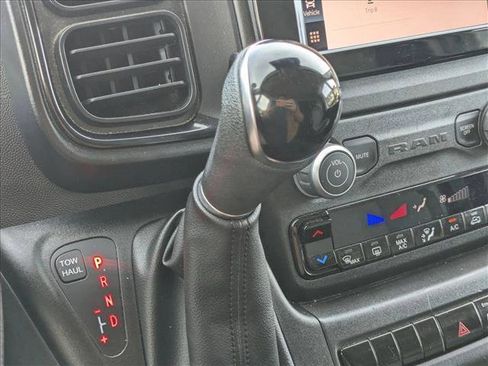 Used 2023 RAM ProMaster 2500 w/ Convenience Group image 11