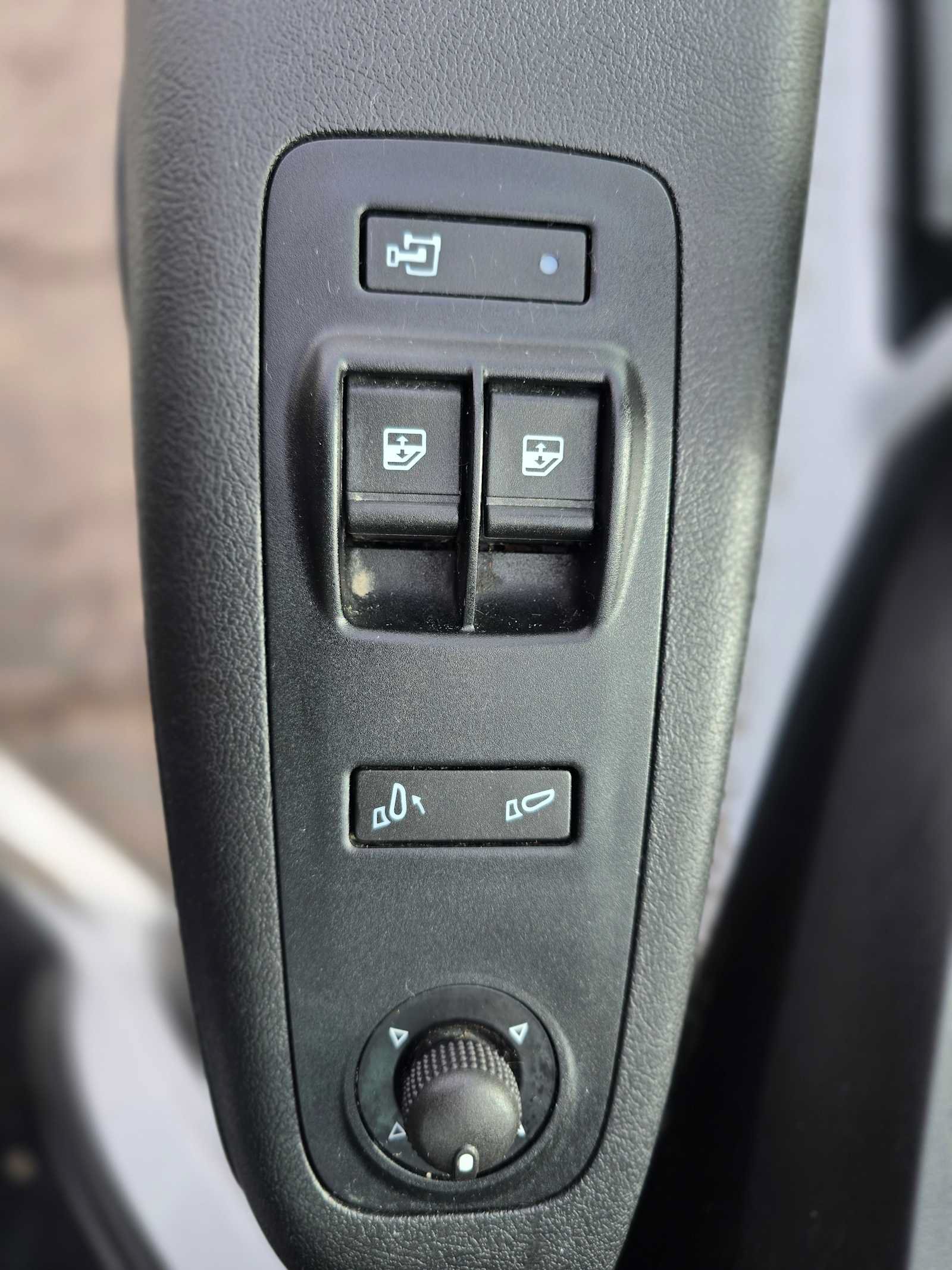 Used 2025 RAM ProMaster 3500 w/ Convenience Group FWD image 16