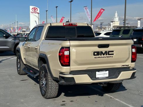 Used 2024 GMC Canyon AT4 w/ Technology Package image 3