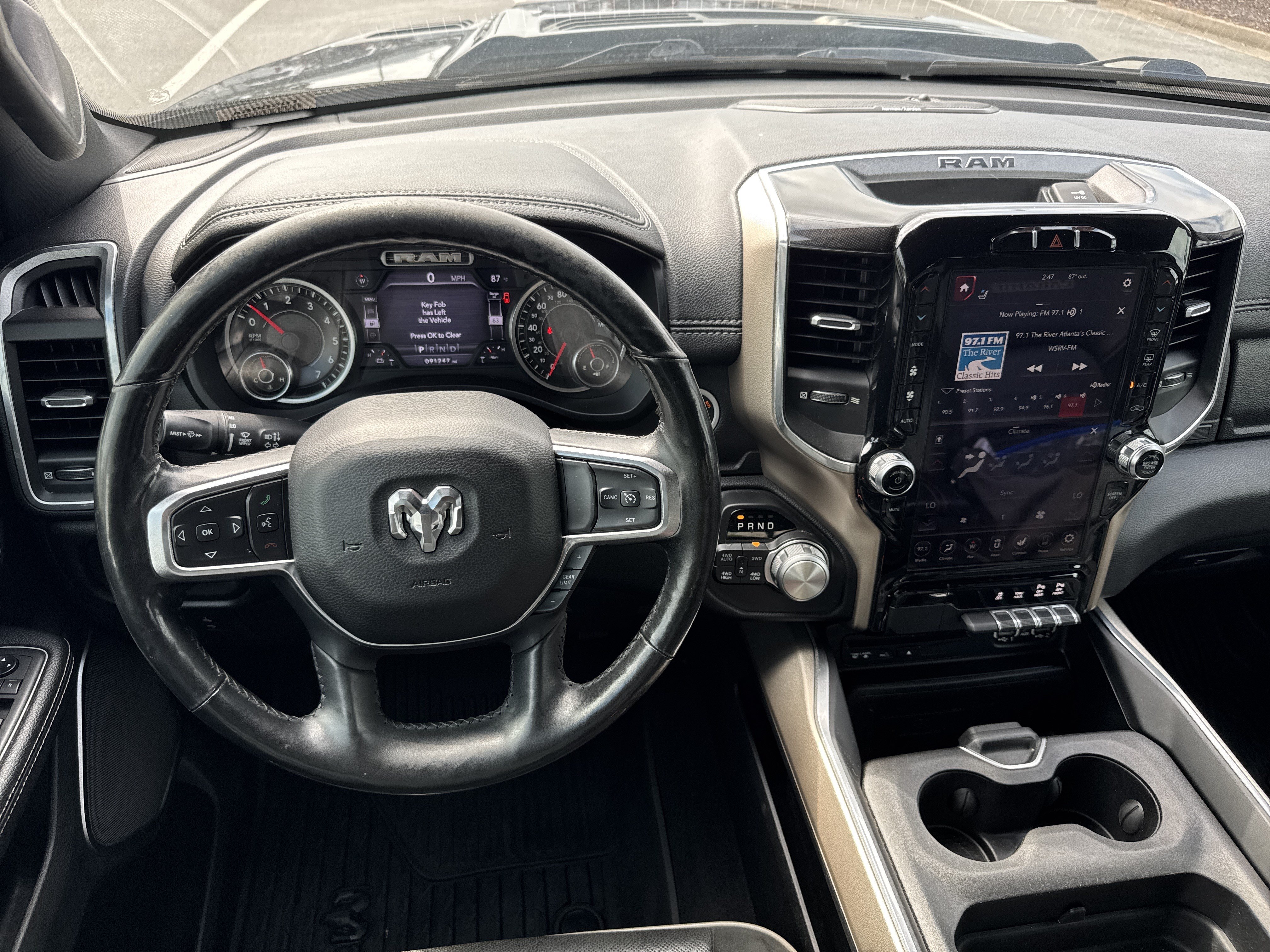 Used 2019 RAM 1500 Laramie AWD/4WD image 19