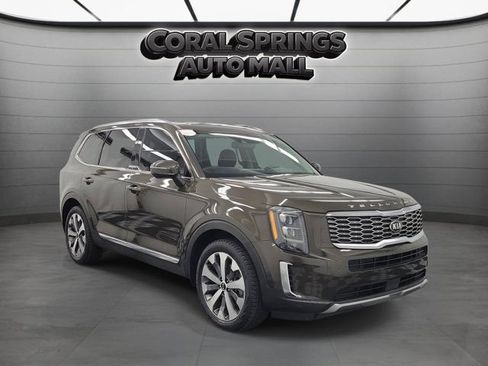 Used 2021 Kia Telluride EX w/ EX Premium Package FWD image 1