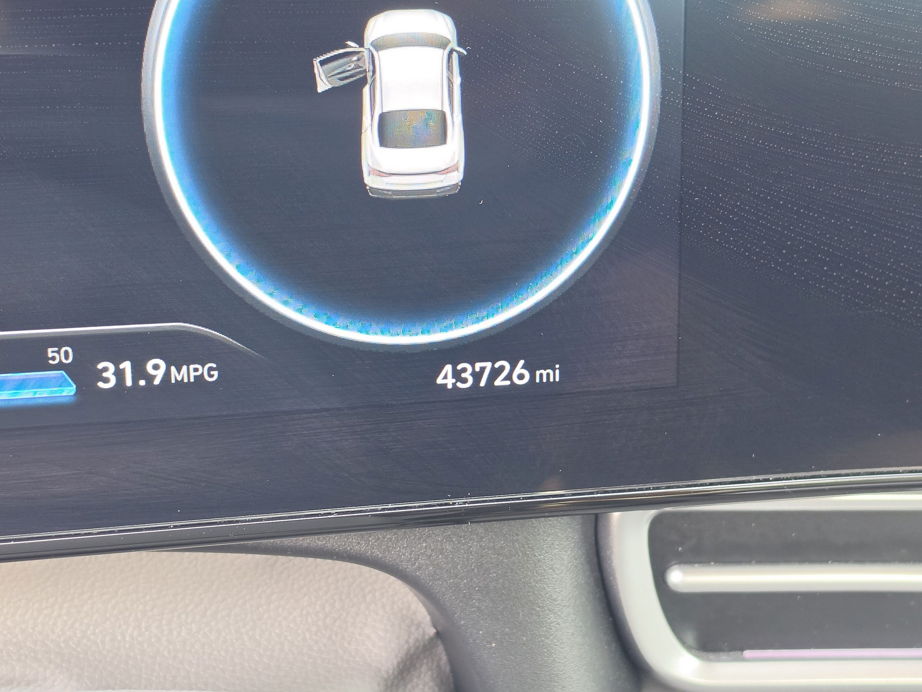 Used 2025 Hyundai Elantra SEL FWD image 38