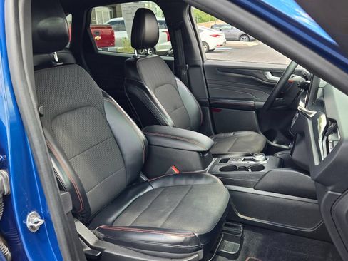 Used 2023 Ford Escape ST-Line FWD image 16