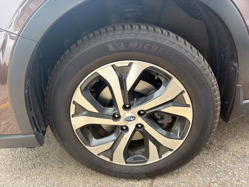 Used 2021 Subaru Outback Limited XT AWD/4WD image 11