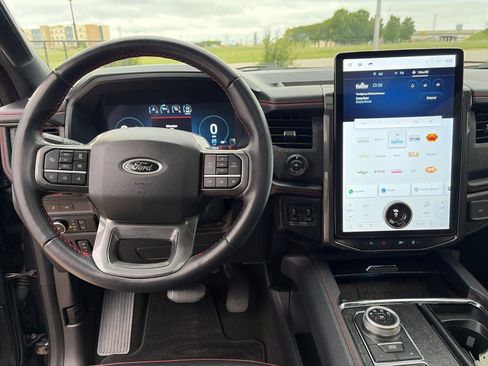 Used 2024 Ford Expedition Max Limited RWD image 19