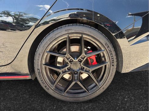 Used 2023 Hyundai Elantra N FWD image 14