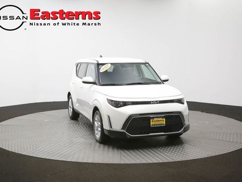 Used 2024 Kia Soul LX w/ Option Group 015 FWD image 49