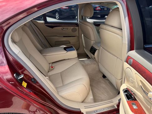 Used 2009 Lexus LS 460 RWD image 38