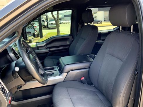 Used 2015 Ford F150 XLT w/ Equipment Group 302A Luxury image 8