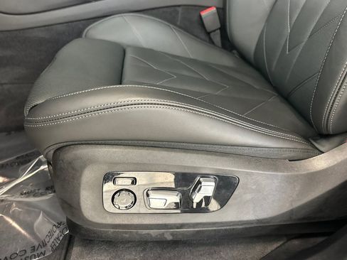 Used 2026 BMW XM Label Red w/ M Driver's Package image 13