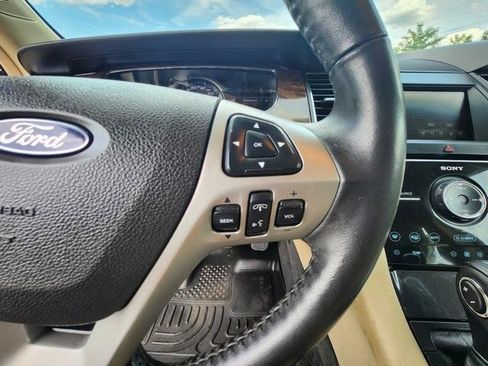 Used 2013 Ford Taurus Limited FWD image 13