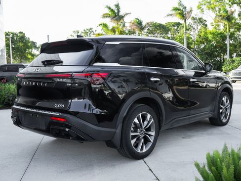 Certified 2023 INFINITI QX60 Luxe w/ Cargo Package AWD/4WD image 10