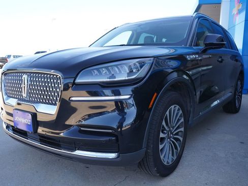 Used 2024 Lincoln Aviator Reserve image 4