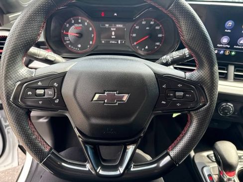Used 2024 Chevrolet Trax RS w/ Driver Confidence Package FWD image 22