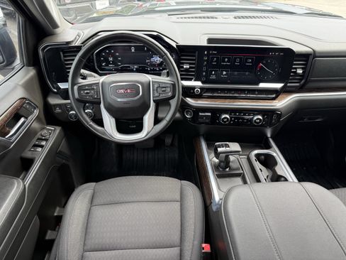Used 2024 GMC Sierra 1500 Elevation AWD/4WD image 14
