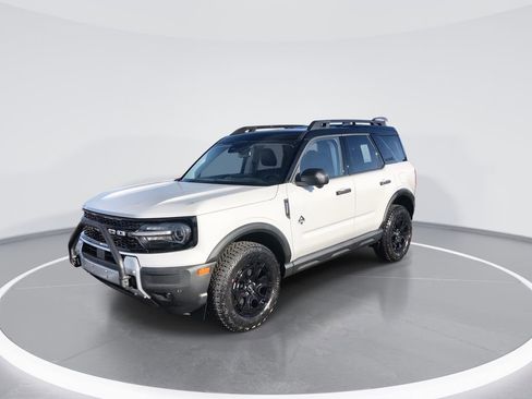 New 2025 Ford Bronco Sport Outer Banks w/ Sasquatch Outer Banks Package image 4