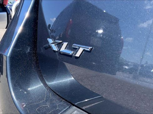 Certified 2023 Ford Explorer XLT w/ Equipment Group 202A RWD image 10