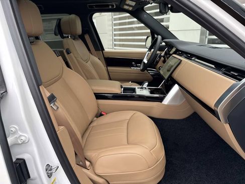 New 2026 Land Rover Range Rover SE AWD/4WD image 10