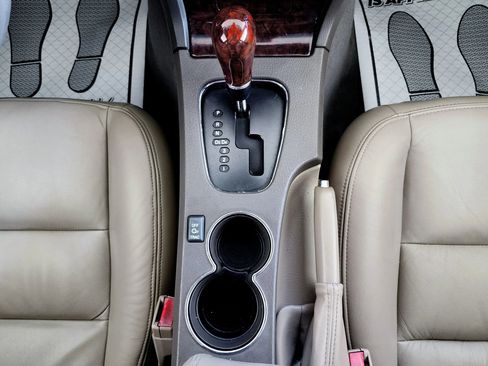 Used 2002 Lincoln LS image 25