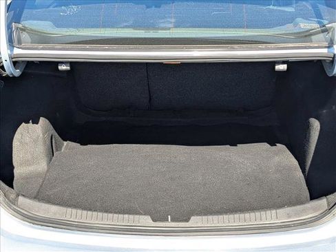 Used 2018 Chevrolet Malibu LT image 6