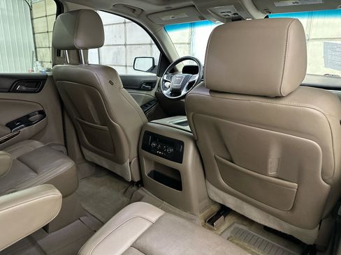 Used 2016 GMC Yukon XL SLT w/ Open Road Package image 48
