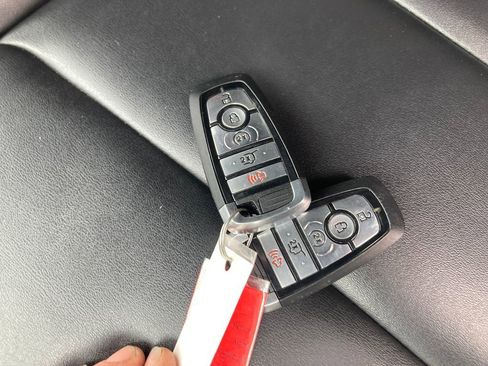 Used 2023 Ford Explorer XLT w/ Equipment Group 202A image 38