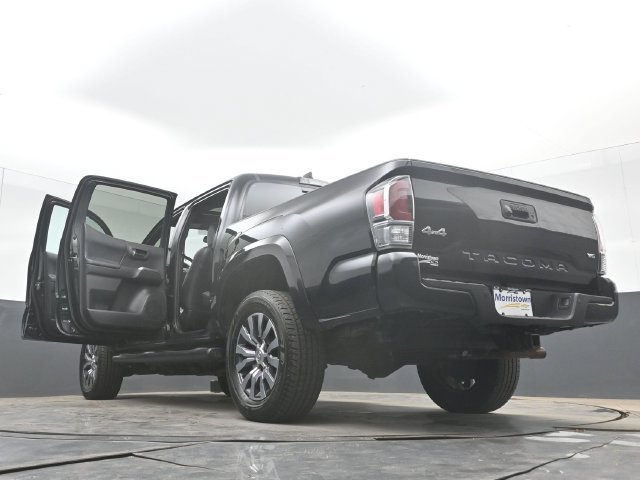 Used 2022 Toyota Tacoma Limited AWD/4WD image 56