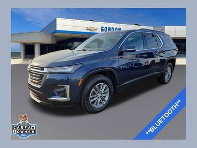 Used 2023 Chevrolet Traverse LT
