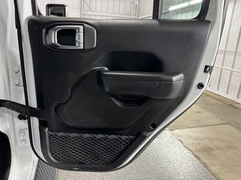 Used 2021 Jeep Wrangler Unlimited Sport AWD/4WD image 41