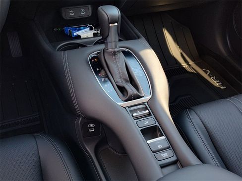 New 2026 Honda HR-V EX-L image 9