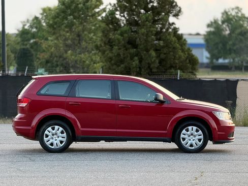 Used 2015 Dodge Journey American Value Package w/ Flexible Seating Group FWD image 7
