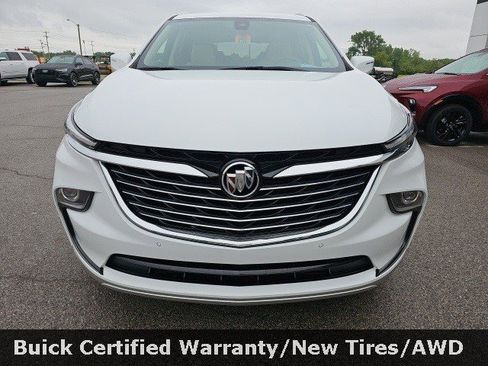 Certified 2022 Buick Enclave Essence image 2