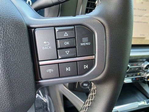 Certified 2025 Ford F350 Lariat AWD/4WD image 21