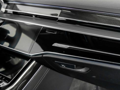 Used 2022 Audi S8 w/ S8 Executive Package image 55