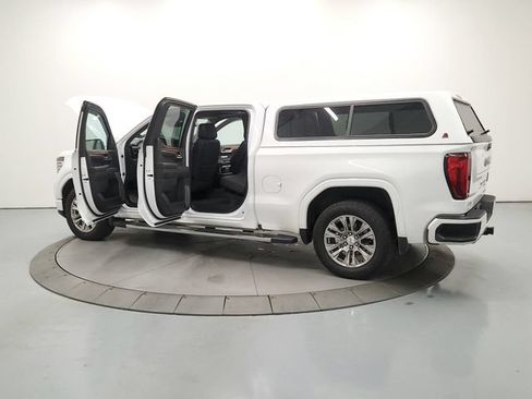Used 2023 GMC Sierra 1500 Denali AWD/4WD image 14