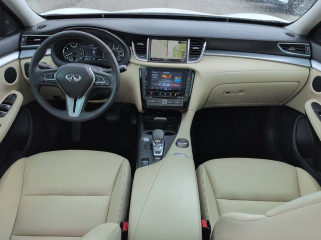 Used 2020 INFINITI QX50 Luxe w/ Navigation Package FWD image 16