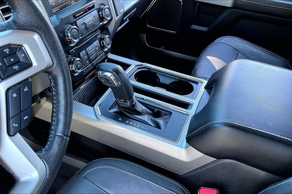 Used 2015 Ford F150 Lariat AWD/4WD image 13