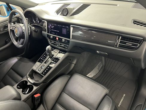 Used 2023 Porsche Macan AWD/4WD image 26