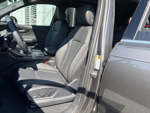 New 2025 Audi Q7 3.0T Premium Plus image 9
