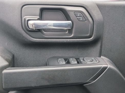 Used 2023 Chevrolet Silverado 2500 Custom w/ Custom Value Package AWD/4WD image 11