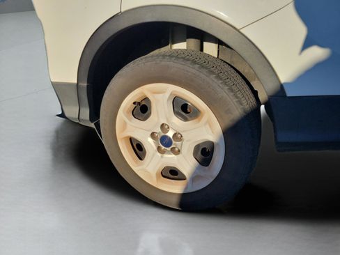 Used 2017 Ford Escape S image 29