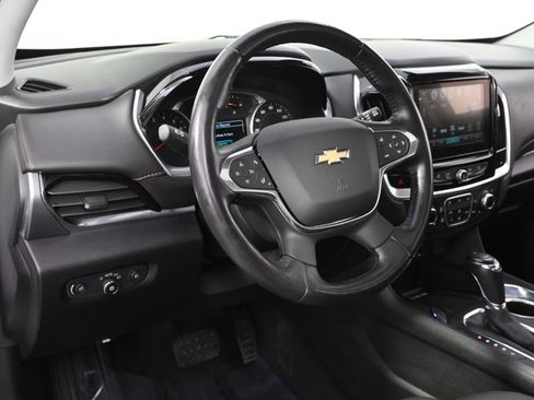 Used 2018 Chevrolet Traverse Premier w/ Redline Edition AWD/4WD image 11