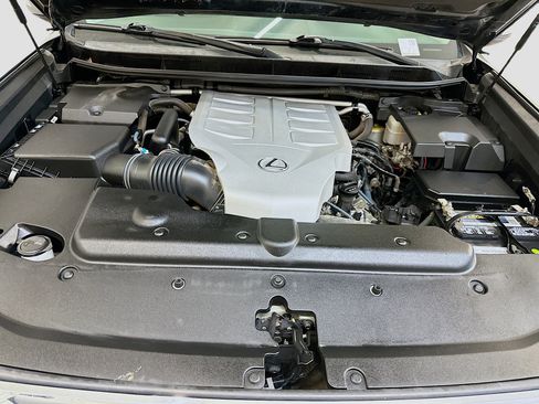 Used 2014 Lexus GX 460 image 36