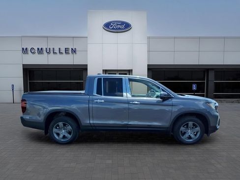 Used 2023 Honda Ridgeline RTL-E image 4