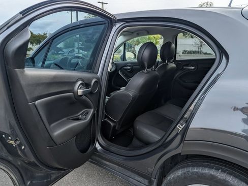 Used 2022 FIAT 500X Trekking image 27